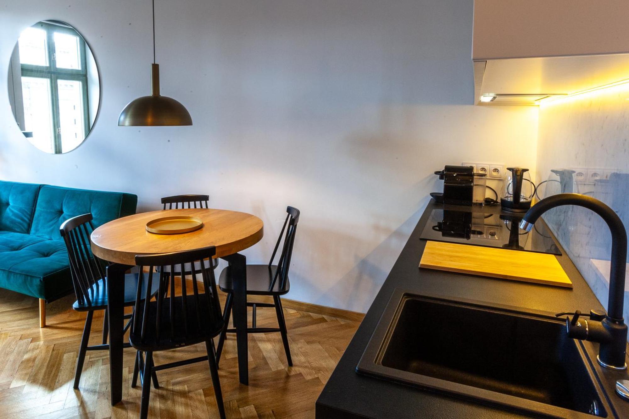Apartament Charming Loft In The Old Town Kraków Zewnętrze zdjęcie